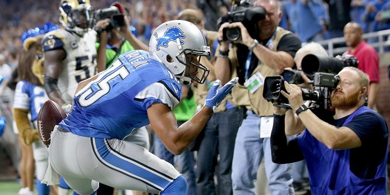 lions.jpg