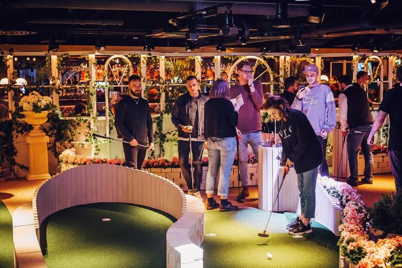 Crazy_golf_at_Swingers_West_End-e1551540255112.jpeg